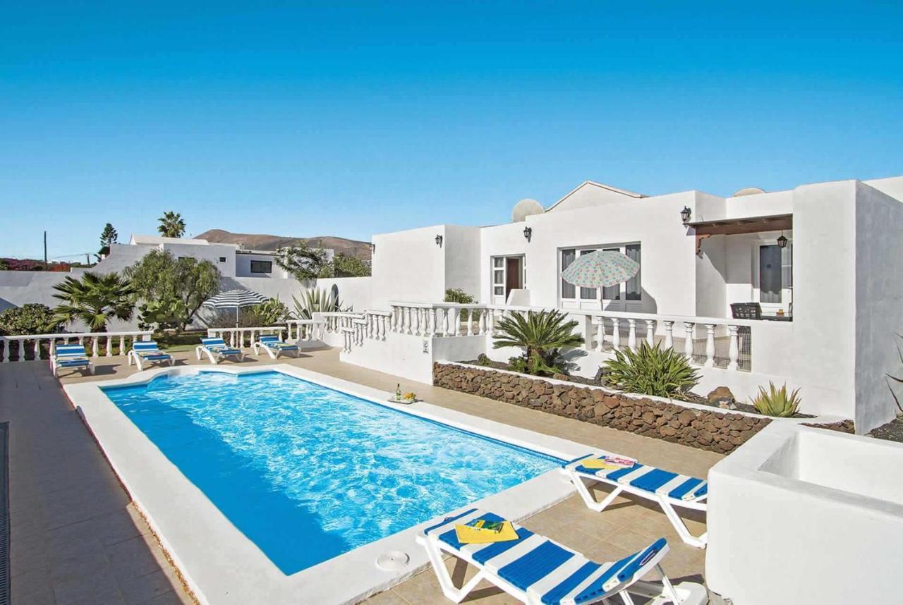 Juana * La Asomada (Lanzarote)